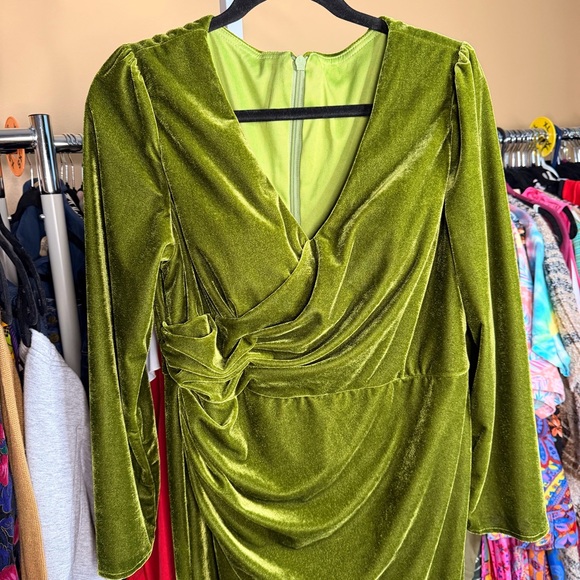 #56 Elegant Olive Green Velvet Dress Wedding formal Evening Gown - Picture 2 of 9